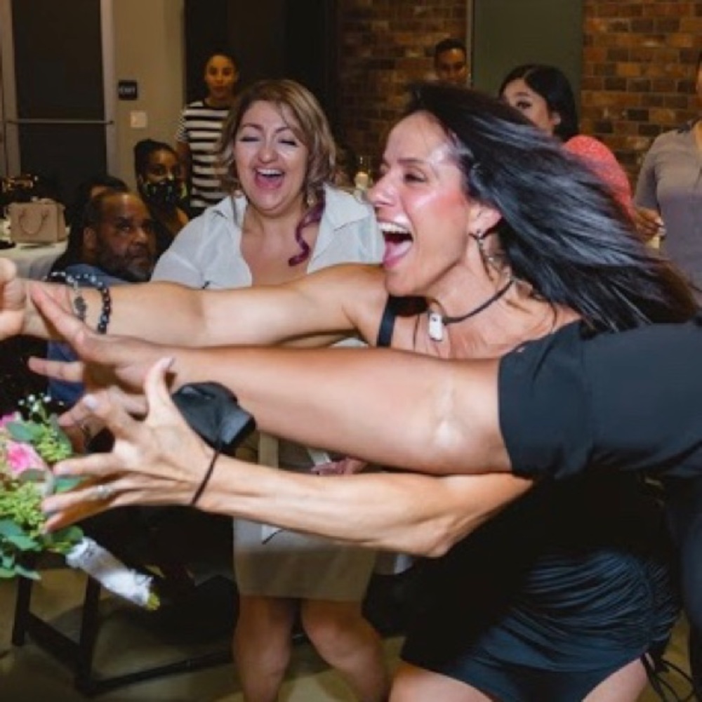 Meet your Posher, Roxana